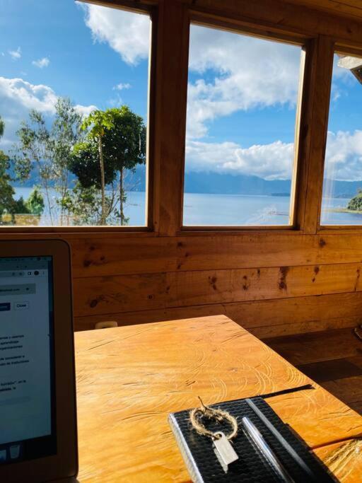 En La Laguna De La Cocha Chalet Pasto